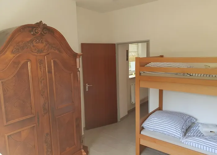 Herberge-duisburg-beeck * דיסבורג